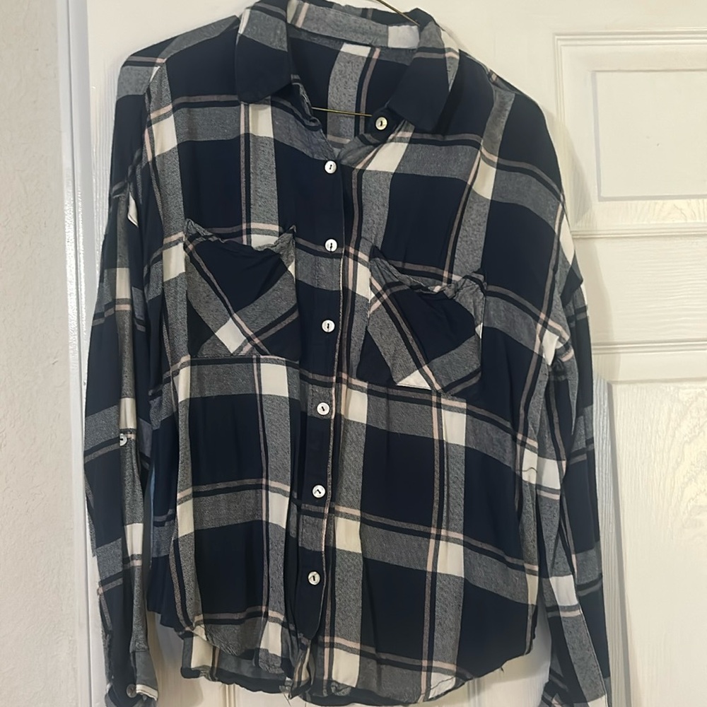 Paid button down, size M